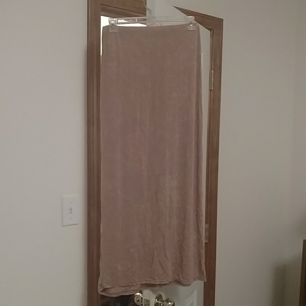 NWOT tan maxi skirt